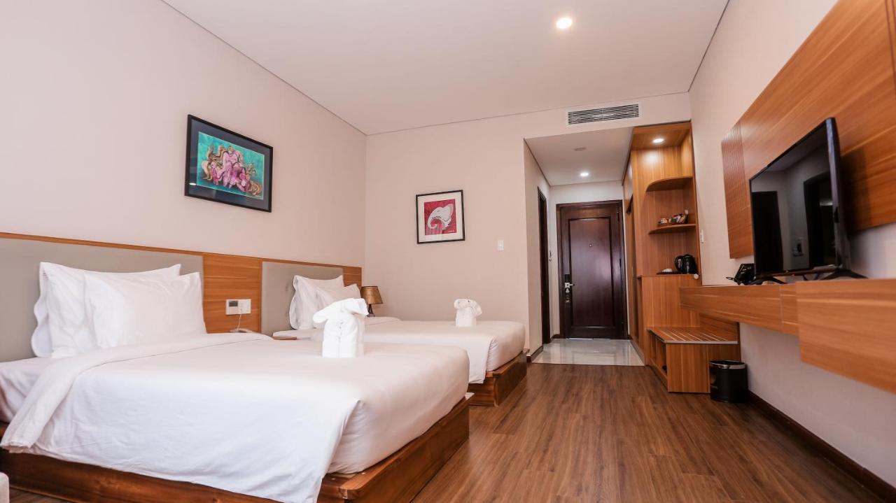 Elephants Hotel Buon Ma Thuot Bagian luar foto