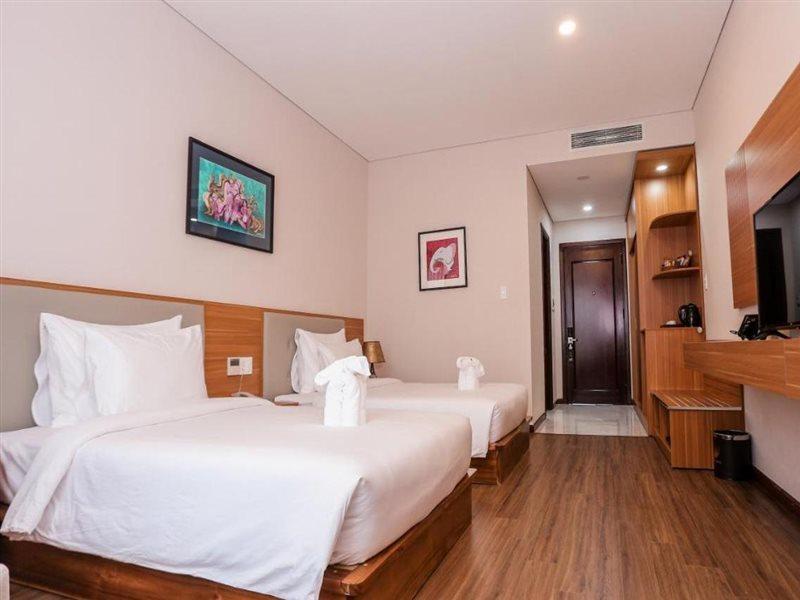 Elephants Hotel Buon Ma Thuot Bagian luar foto
